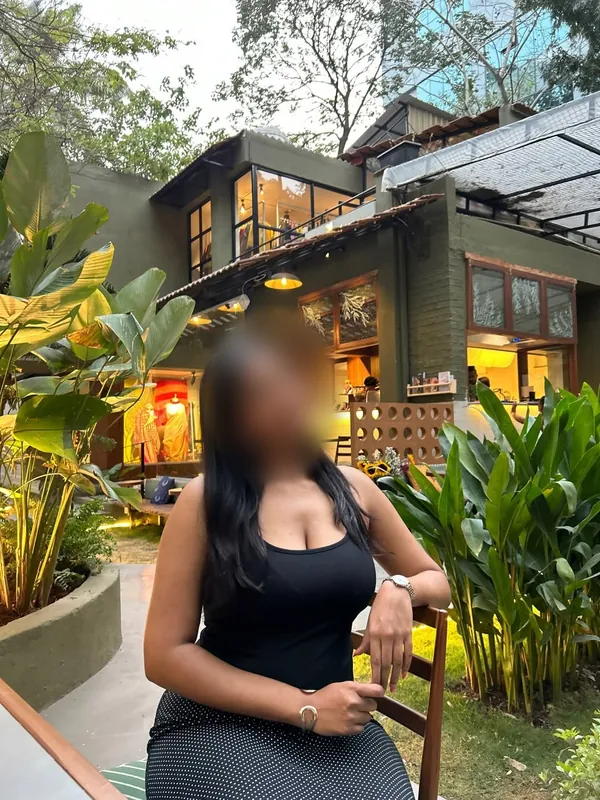 Ammy, 25, young girl escort in Bandra