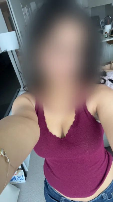 Asylum, 25, Mumbai